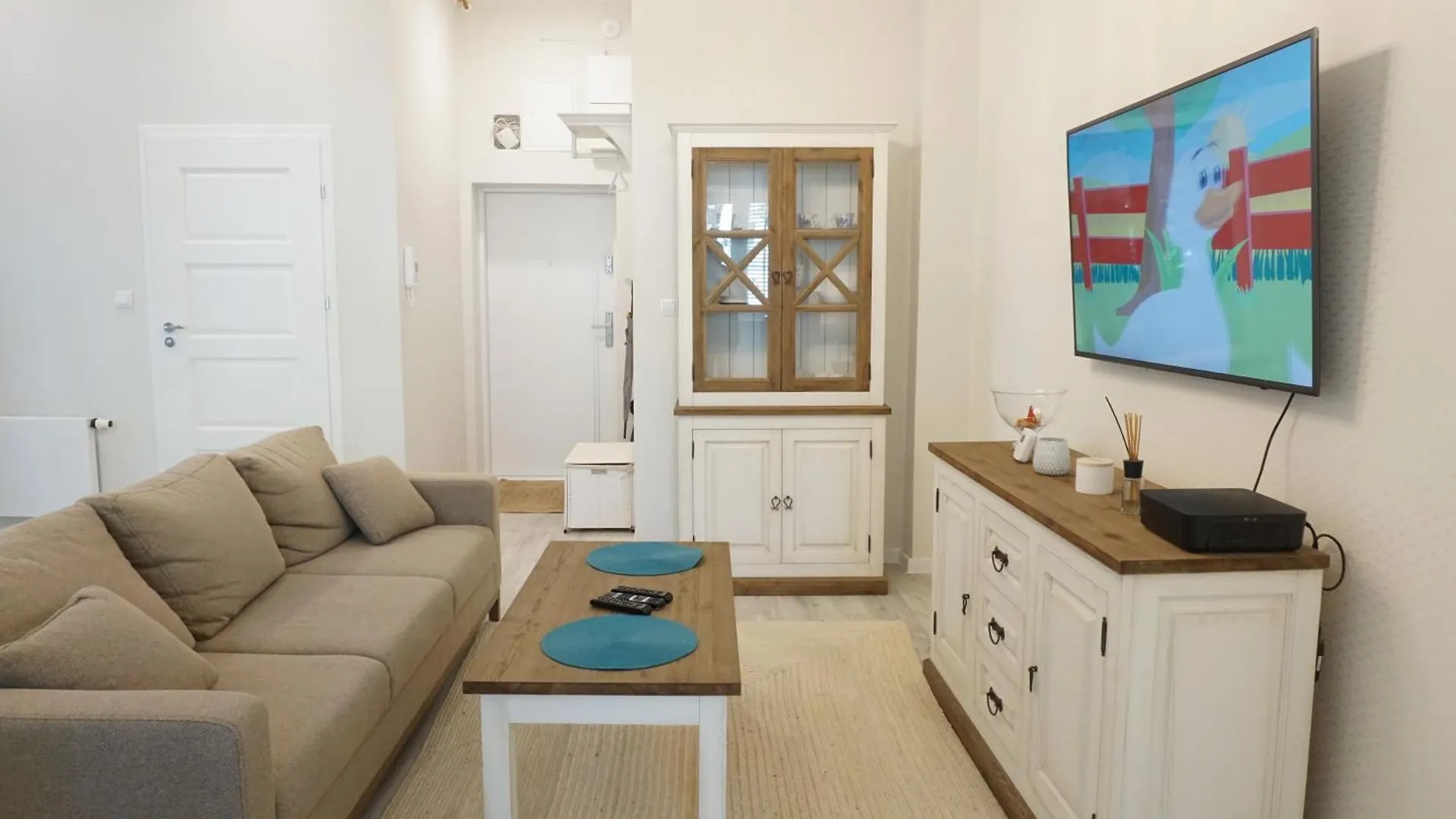 Apartment Home3City Plaza Retro Sopot