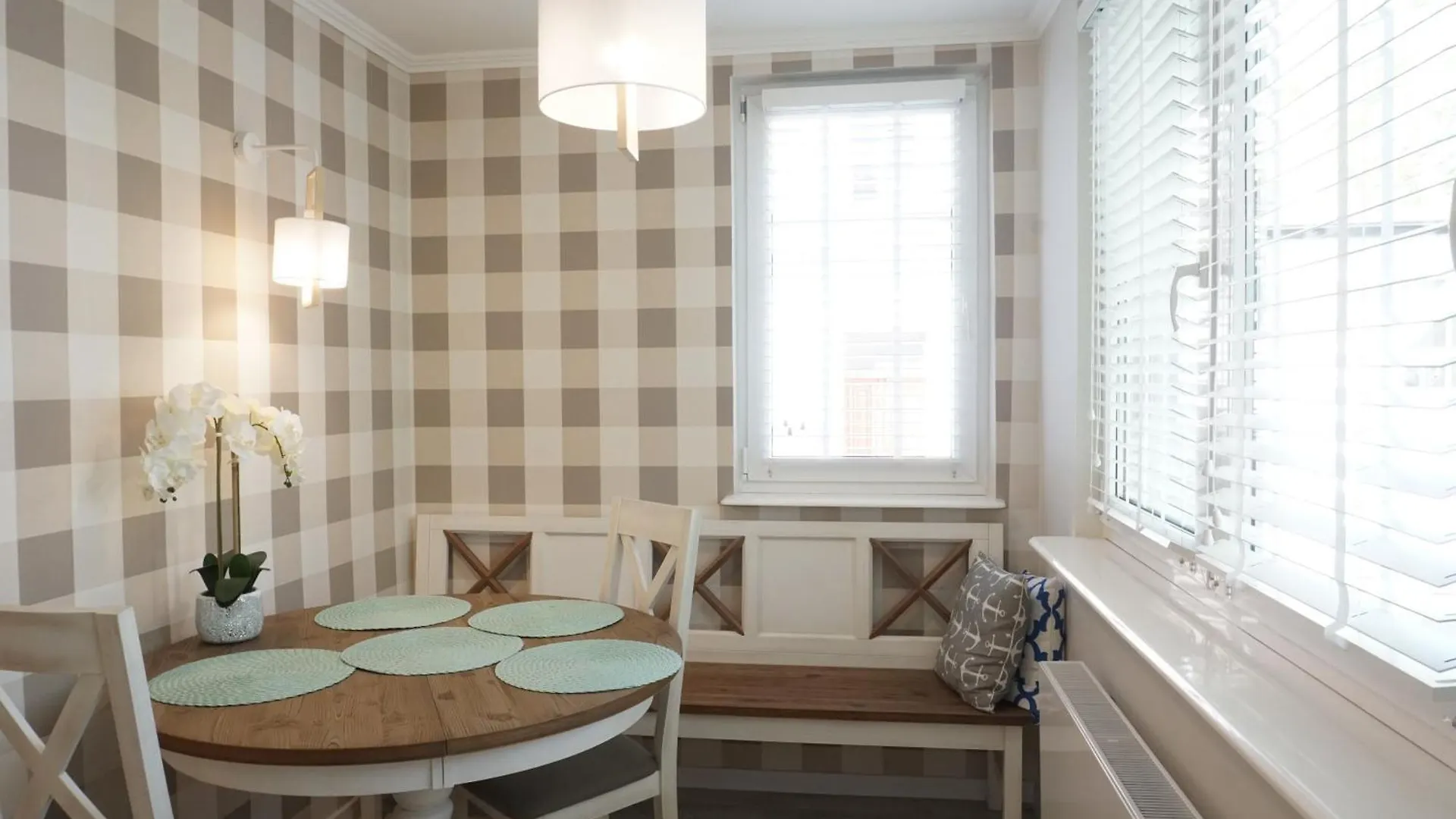 Apartment Home3City Plaza Retro Sopot